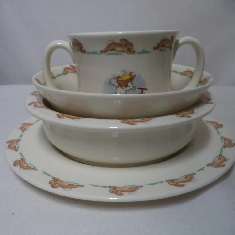 Royal Doulton mint chip